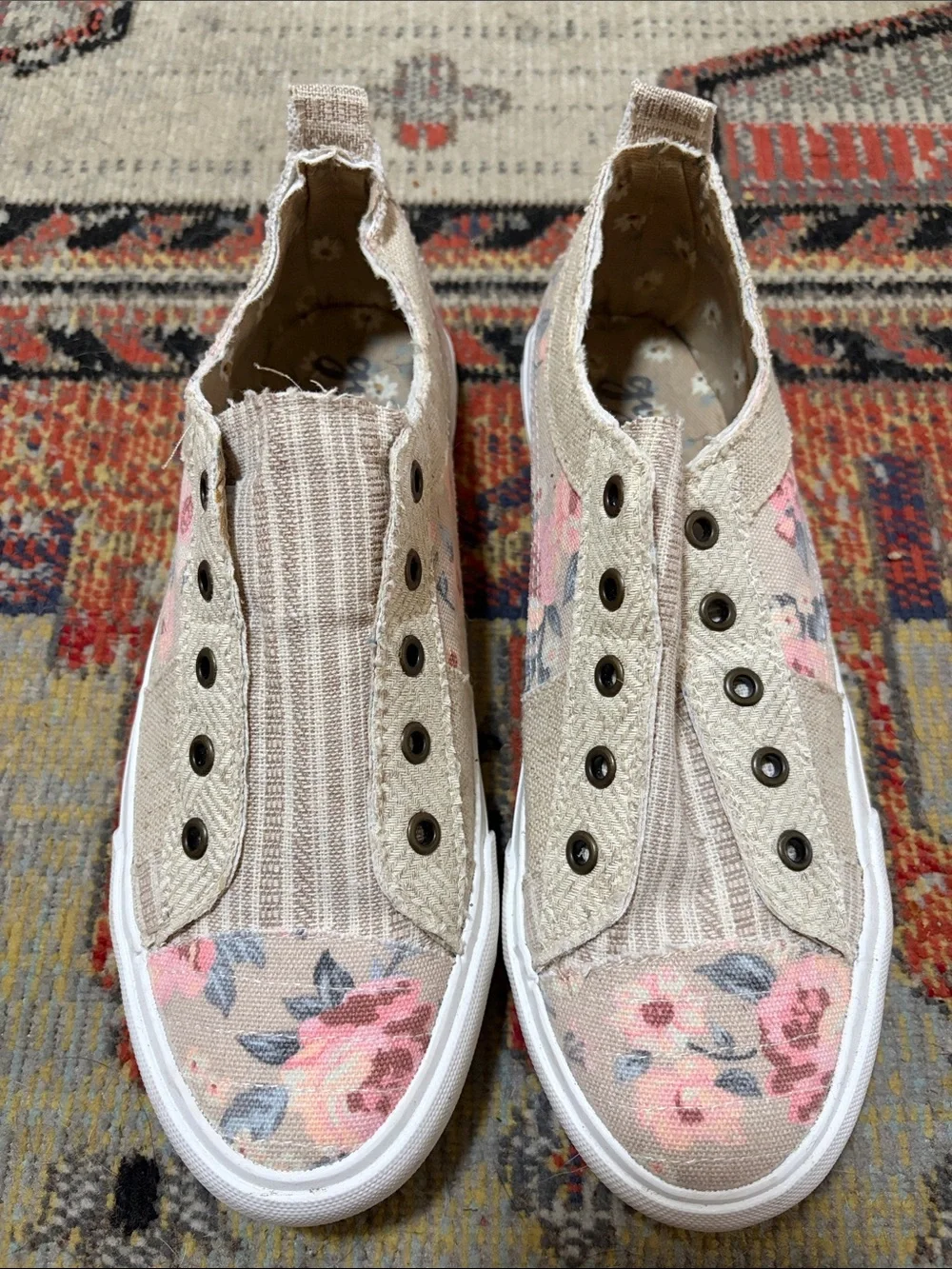 Gypsy Jazz Beige Slip-On Floral Canvas Sneakers